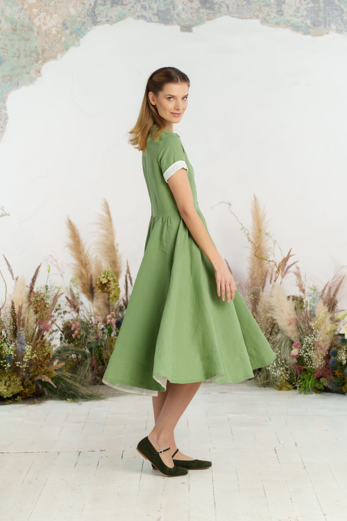 Classic Dress, Short Sleeve